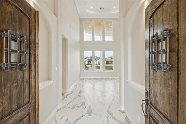 Building Photo - 602 Appia Dr