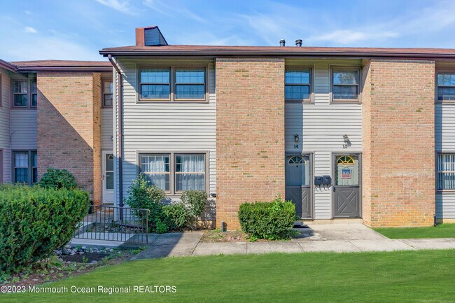 Building Photo - 14 Rebecca Ct