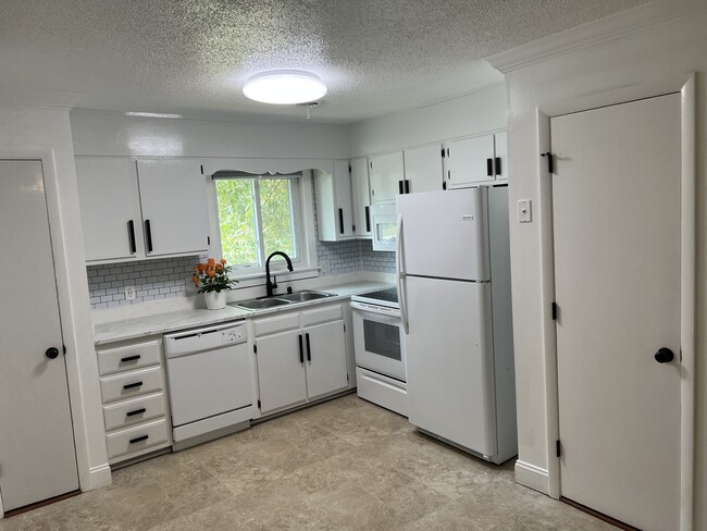 Foto del edificio - 4100 Pittsford Rd