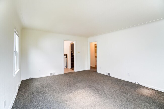 Building Photo - 919 Brookley Blvd