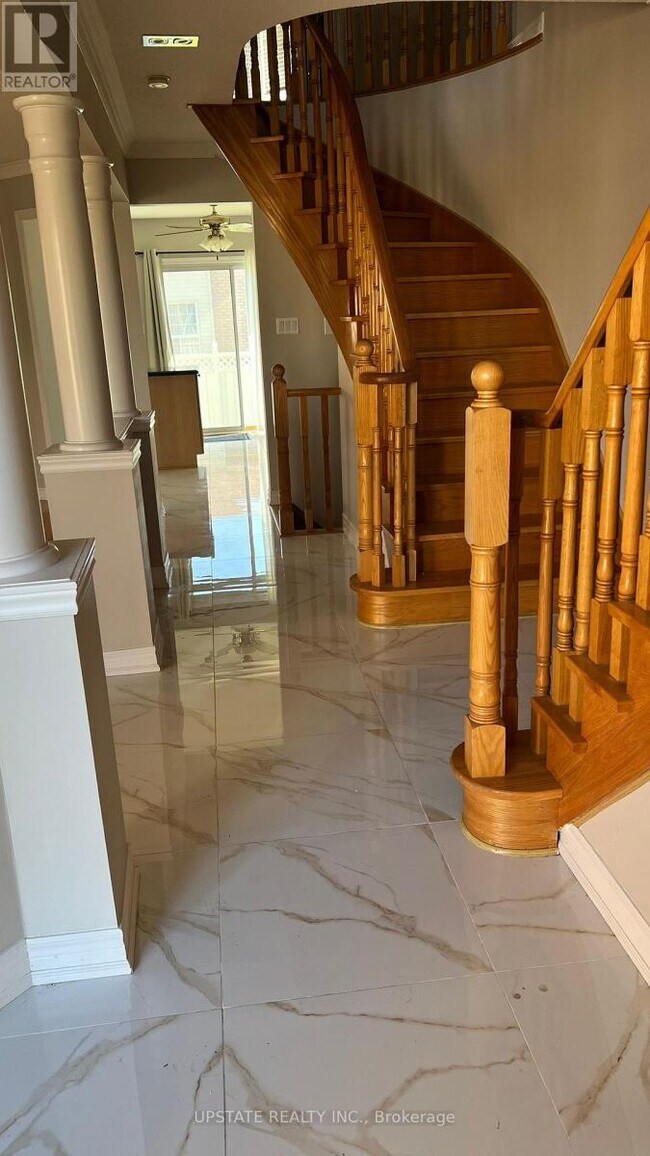 Photo du bâtiment - 18 Highwood Rd