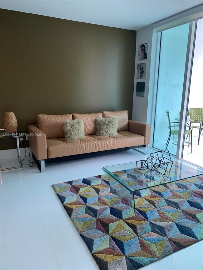 Foto del edificio - 950 Brickell Bay Dr