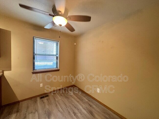 Foto del edificio - 2274 Stepping Stones Way