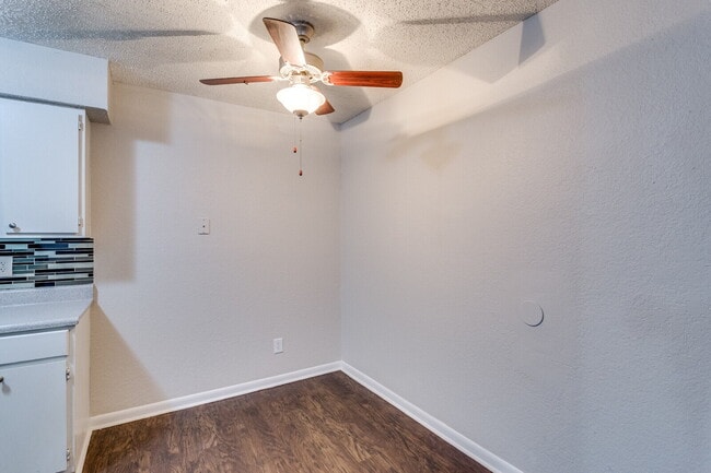 Photo - Cheapest 2BR in Moore - Move in Special! Apartment