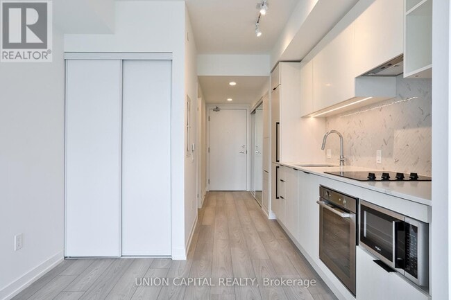 Building Photo - 82 Dalhousie St