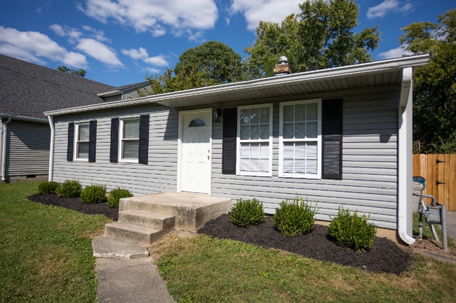 Building Photo - 603 Plainview Ave