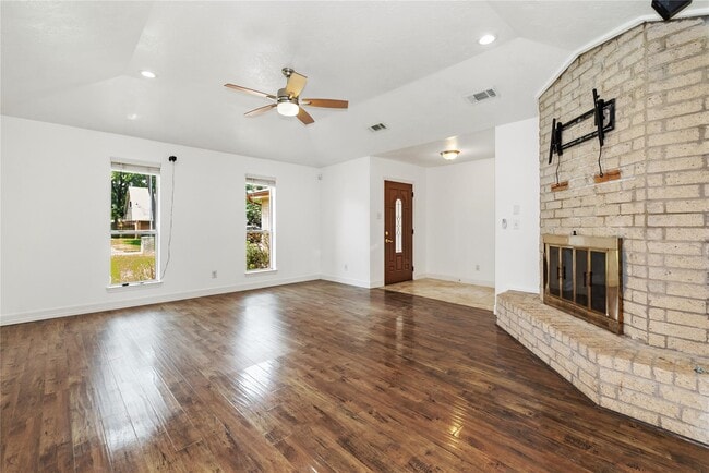 Building Photo - 4811 Algernon Dr