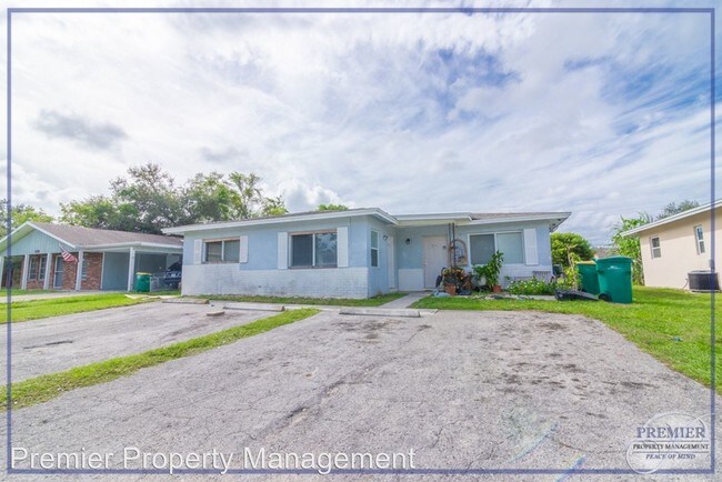 Foto del edificio - 2 br, 1 bath House - 1075 San Remo Avenue