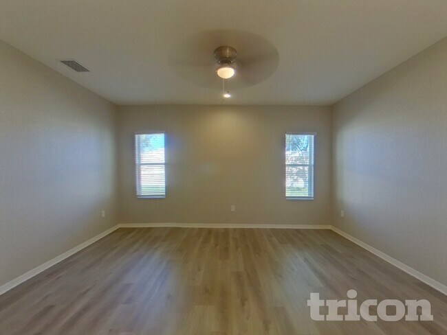 Foto del edificio - 6715 Castle Green Pl