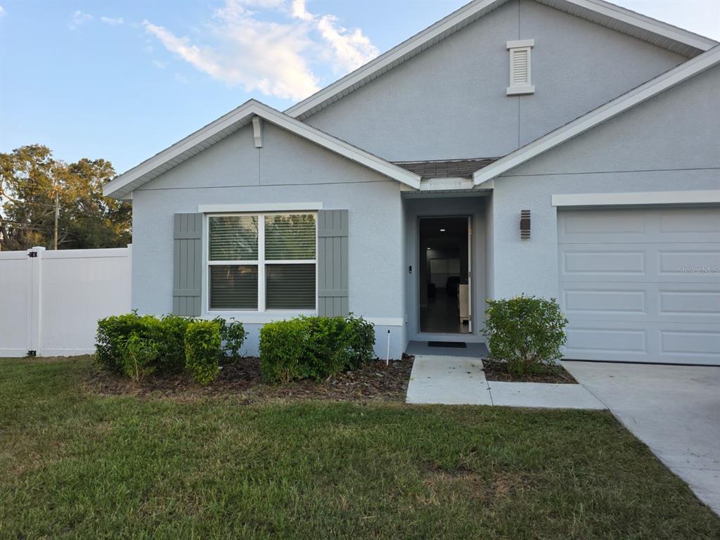 Foto principal - 9142 McCormick St