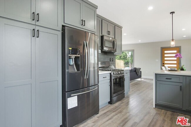 Foto del edificio - 2260 Elmgrove St
