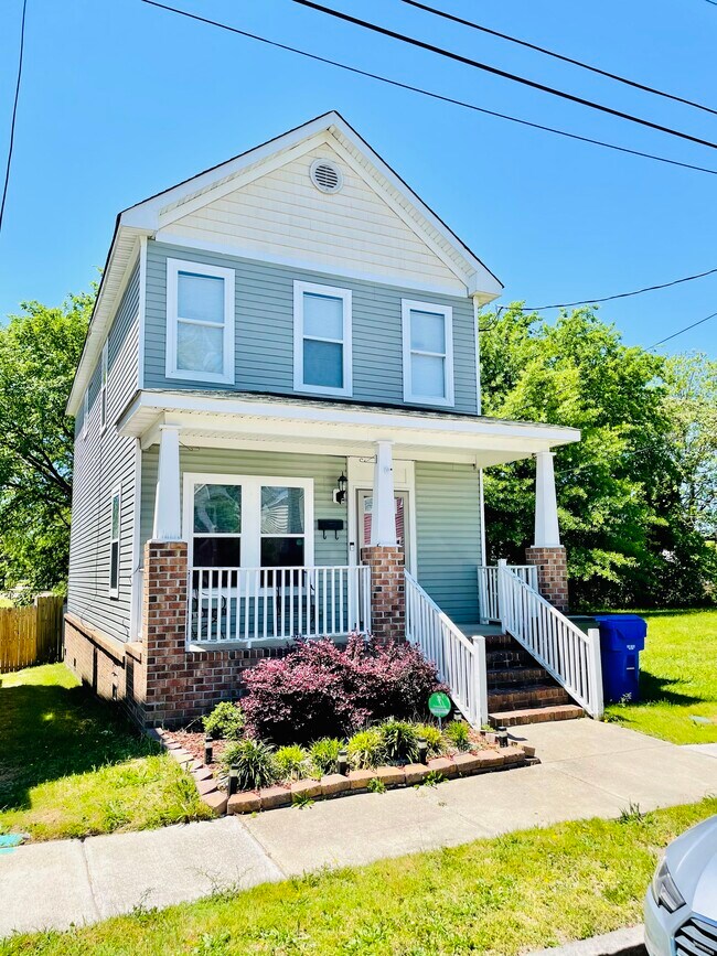 Building Photo - 1019 Tunstall Ave