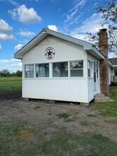 Building Photo - 7520 Thompson Rd