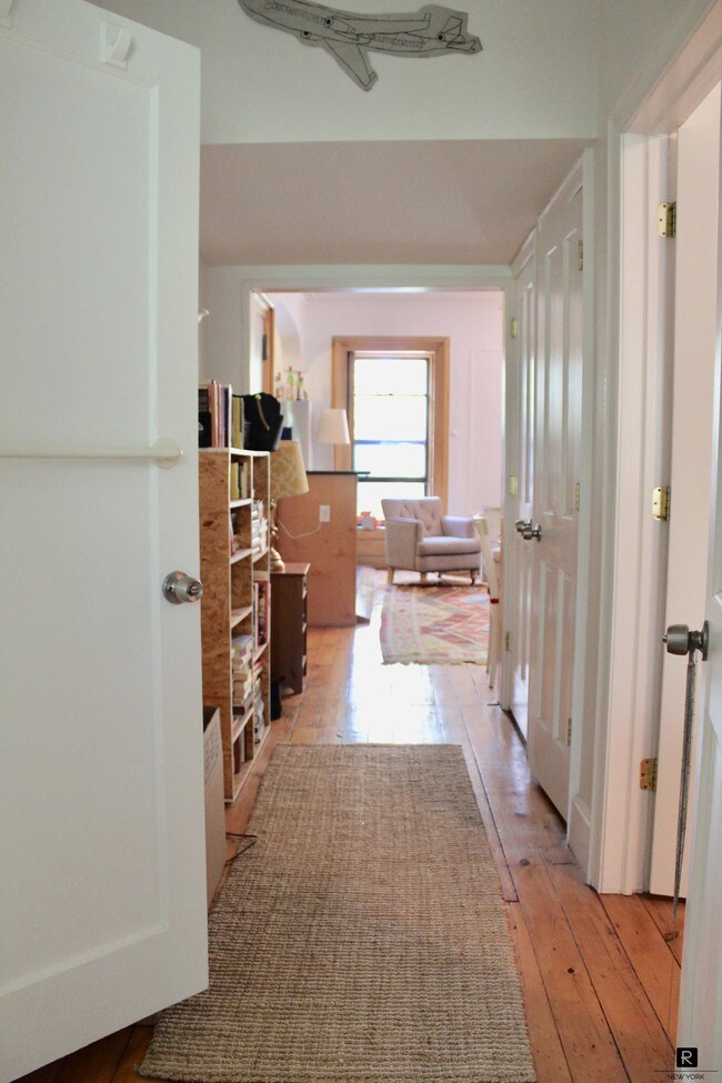 Building Photo - 45 Prospect Place