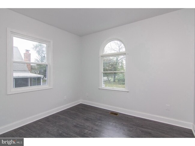 Photo - 1122 Second Ave Apartment
