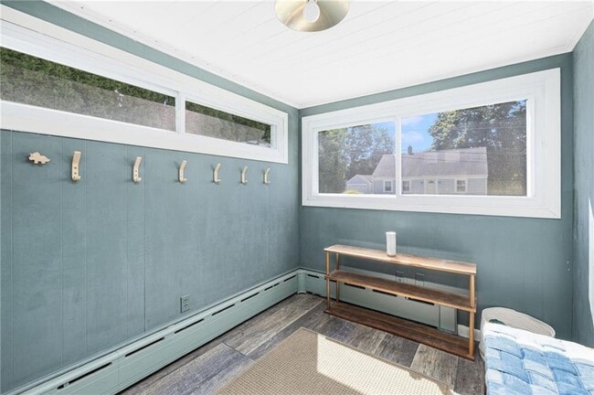 Building Photo - 16 Reed St