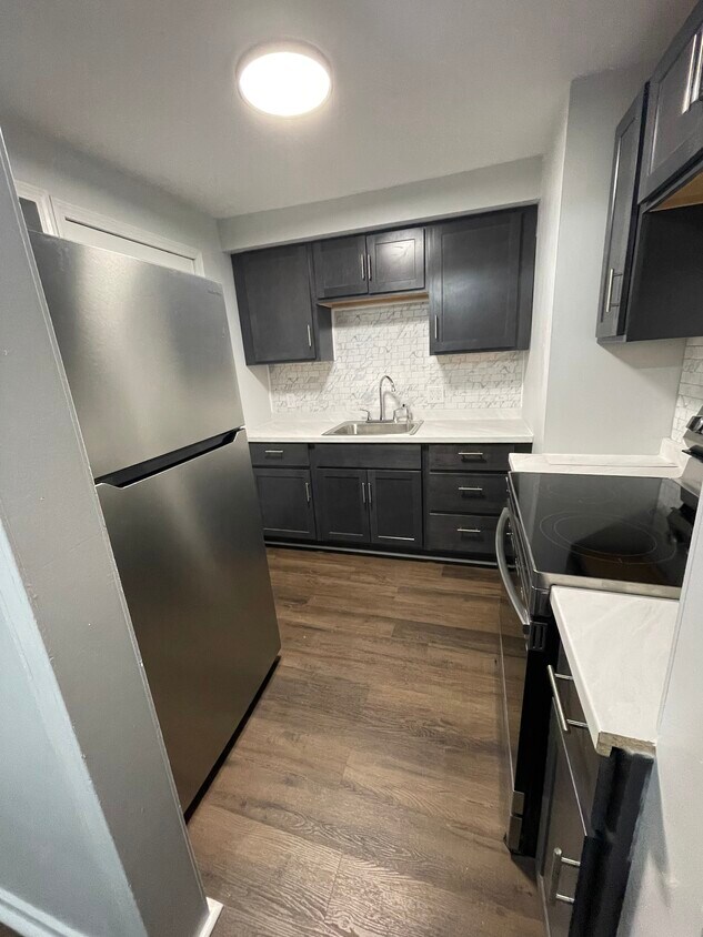 101 Montfort Dr, Cheektowaga, NY 14225 Townhome Rentals in