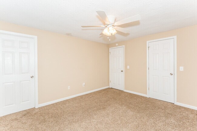 Foto del edificio - Great floor plan, won't last. Apply today!