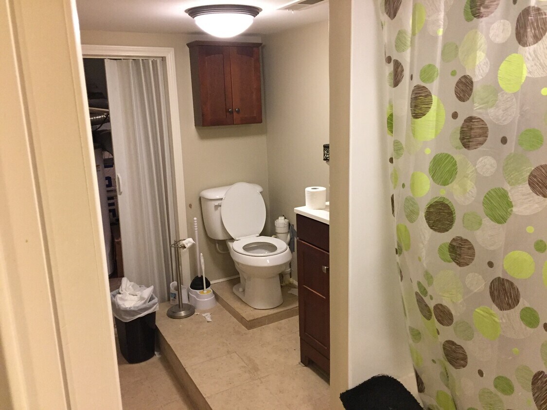 113 Marie Kendrick Ln Unit 1, Pikeville, KY 41501 Apartments in