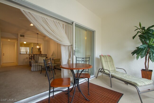 Foto del edificio - 1044 Woodshire Ln