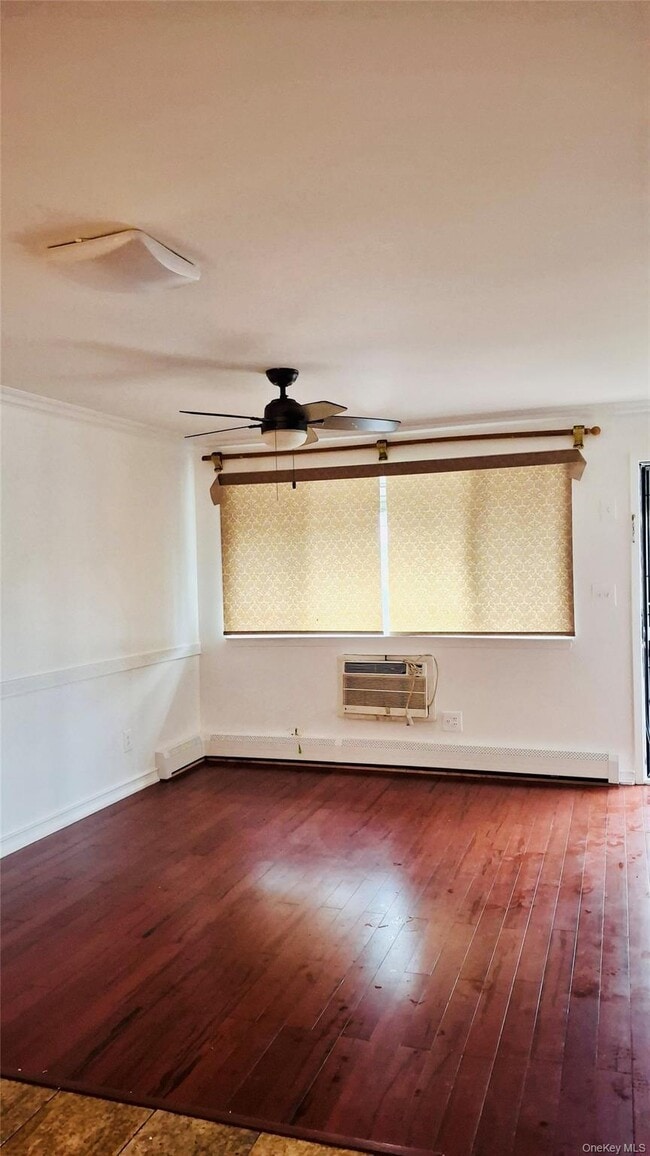 Building Photo - 139 Hopkins St