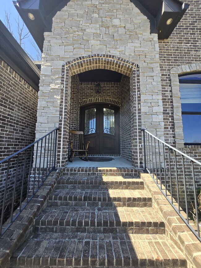 Building Photo - 1780 Windstone Dr