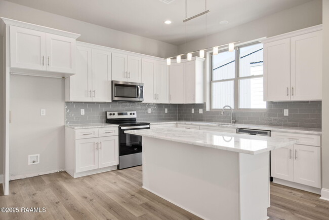 Foto del edificio - 104 Canvasback Dr