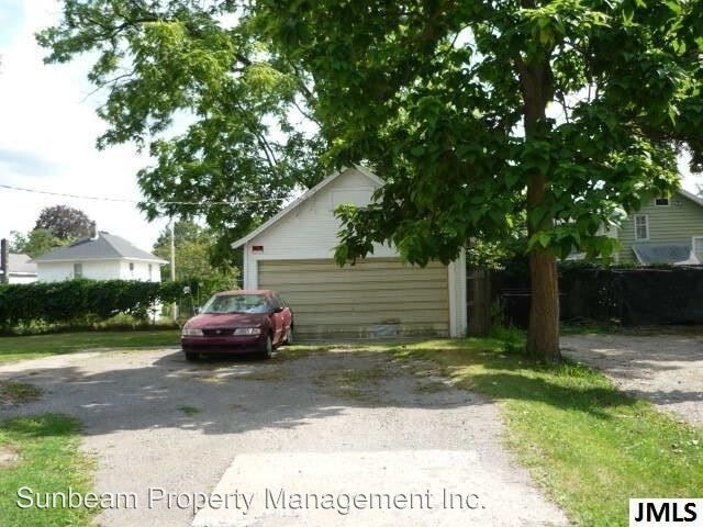 Building Photo - 511 W Ganson St