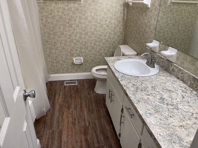 Building Photo - PORTLAND TOWNHOMES