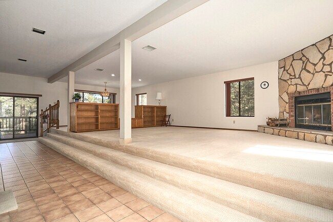 Building Photo - 23109 Cardinal Rd