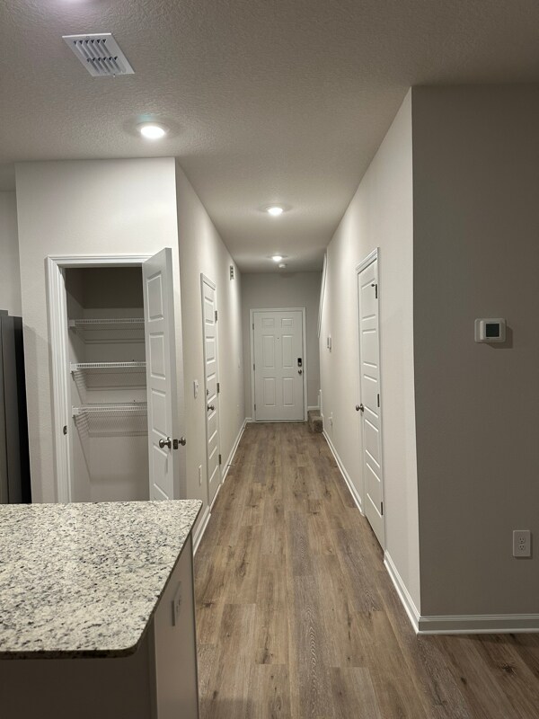 Foto del edificio - 5033 rosewyck Cir