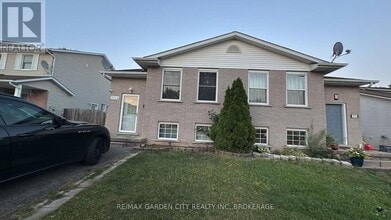 Building Photo - 5715 Deerbrook St
