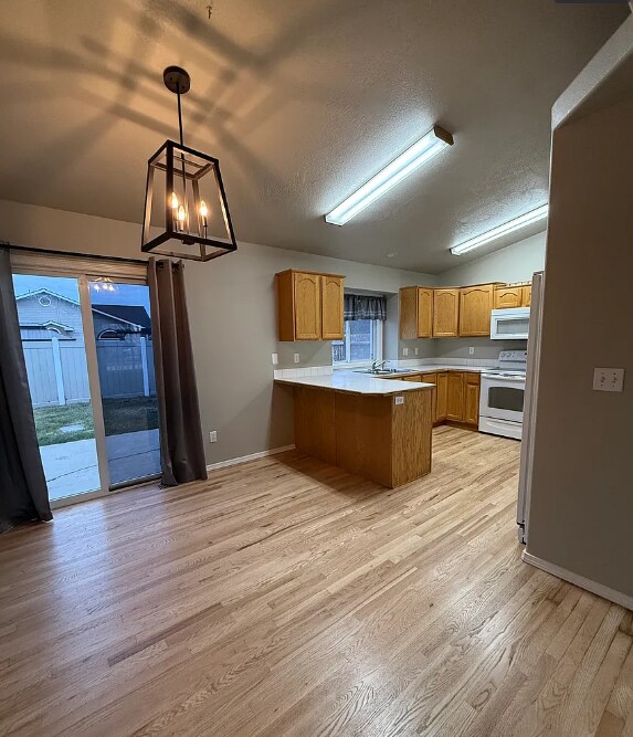 Foto del edificio - 2901 N Valam Ave