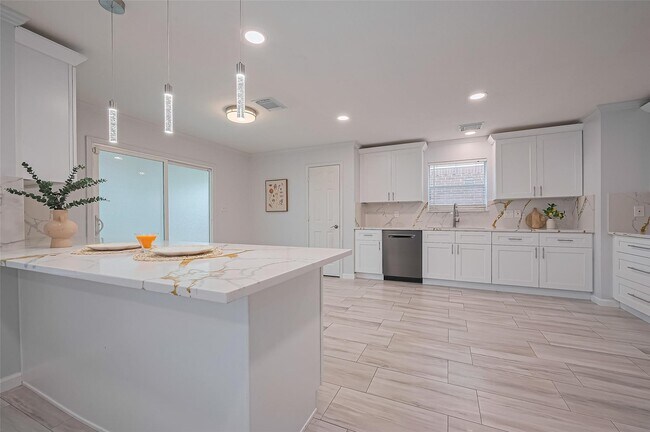 Foto del edificio - 5914 Clerkenwell Dr