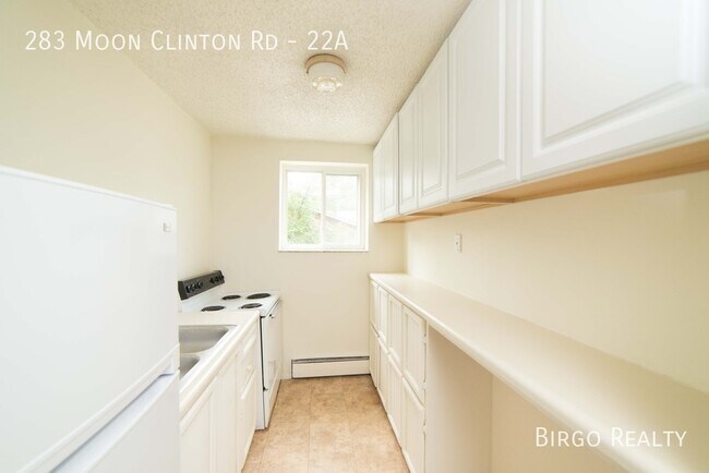 Building Photo - Move in Special!
