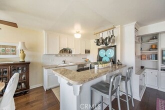 Building Photo - 1720 Ardmore Ave