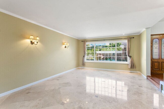 Foto del edificio - Coming Soon - Large Mission Viejo Home Wit...
