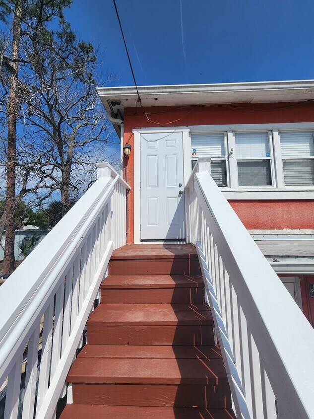 **UNDER NEW MANAGEMENT ** Renovated 2 Be... - **UNDER NEW MANAGEMENT **   Renovated 2 Be...