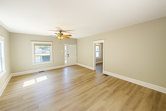 Photo - 321 Harlan St House