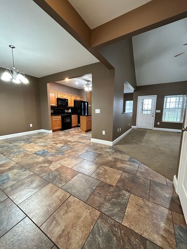 Foto del edificio - 310 Oak Vista Dr