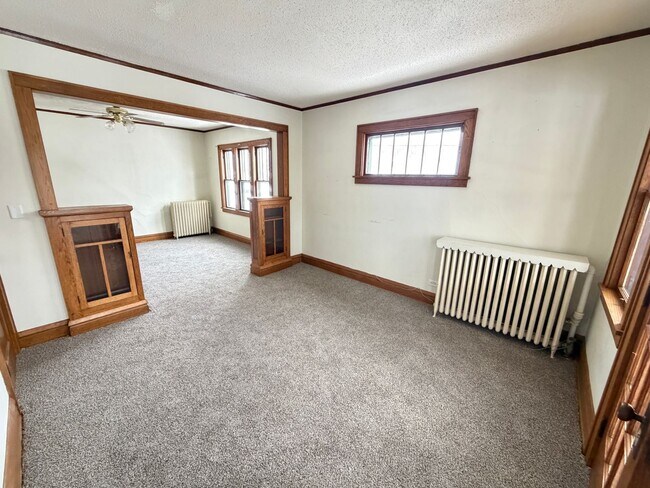 Foto del edificio - 2 Bedroom w/ Garage Option - AVAILABLE MAY 1ST!