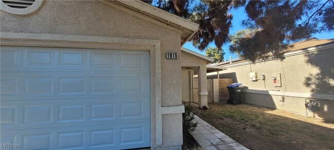 Building Photo - 1915 Winter Hill St
