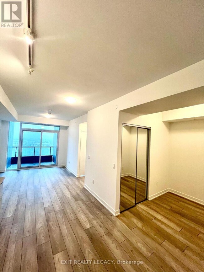 Building Photo - 474 Caldari Rd