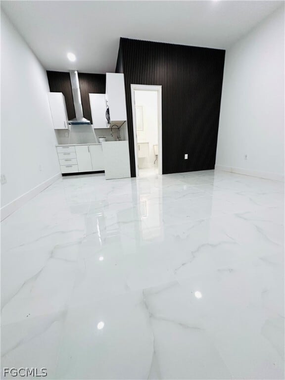 Building Photo - 312 Rosanna Ave