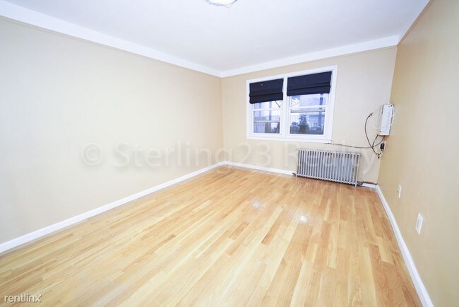 Building Photo - 2 br, 1 bath House - 2134 47th St