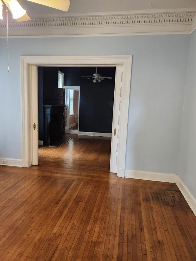 Building Photo - 2417 Saint Charles Ave