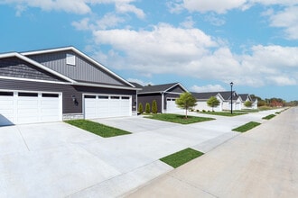 Building Photo - 160 Spartan Circle