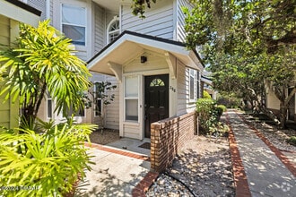 Building Photo - 596 N Nova Rd