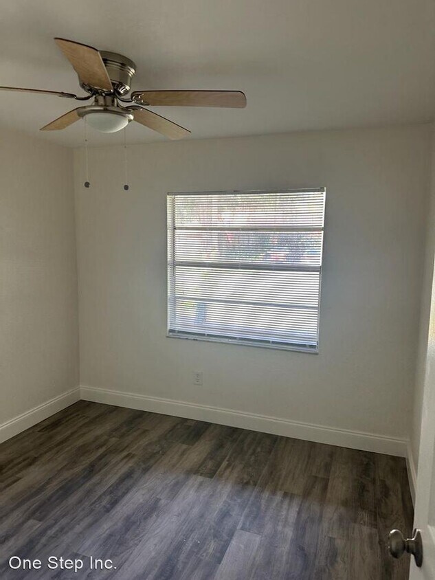 Building Photo - 3 br, 2 bath House - 1717 Montgomery Ave