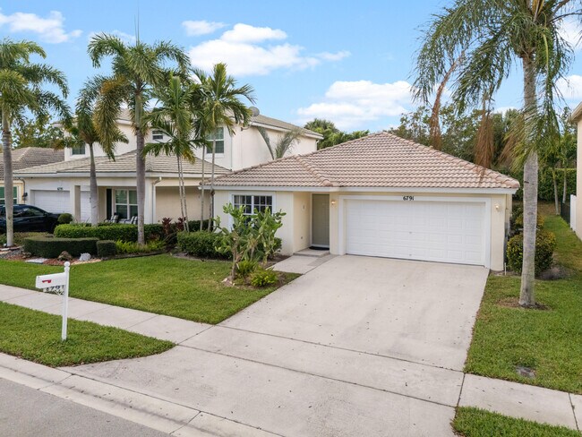 Building Photo - 6791 Lantern Key Dr
